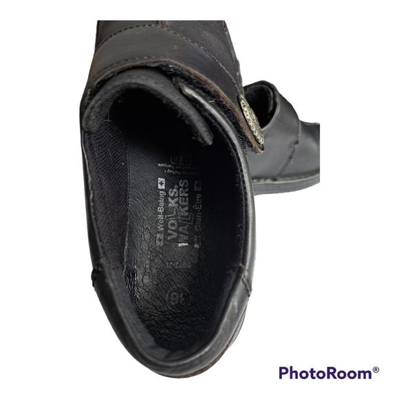 Volks Walkers leather womens black shoes, velcro closures. Size US 5.5/6 - Picture 9 of 14
